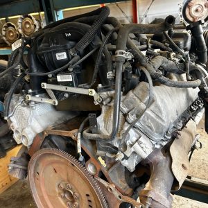 2006-Ford-Explorer-engine